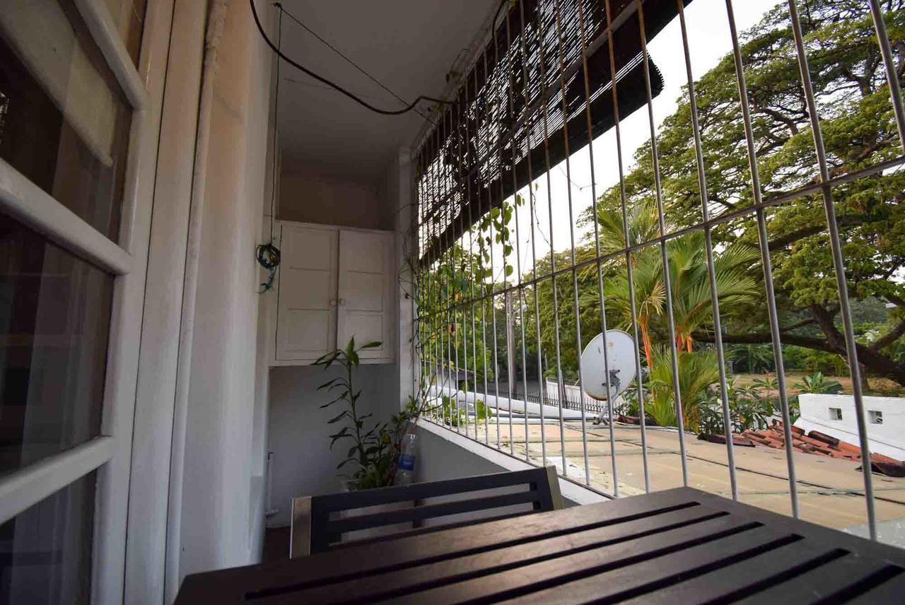 Guest house Yoho Charming White